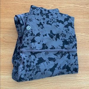 Lululemon 7/8 align leggings size 6